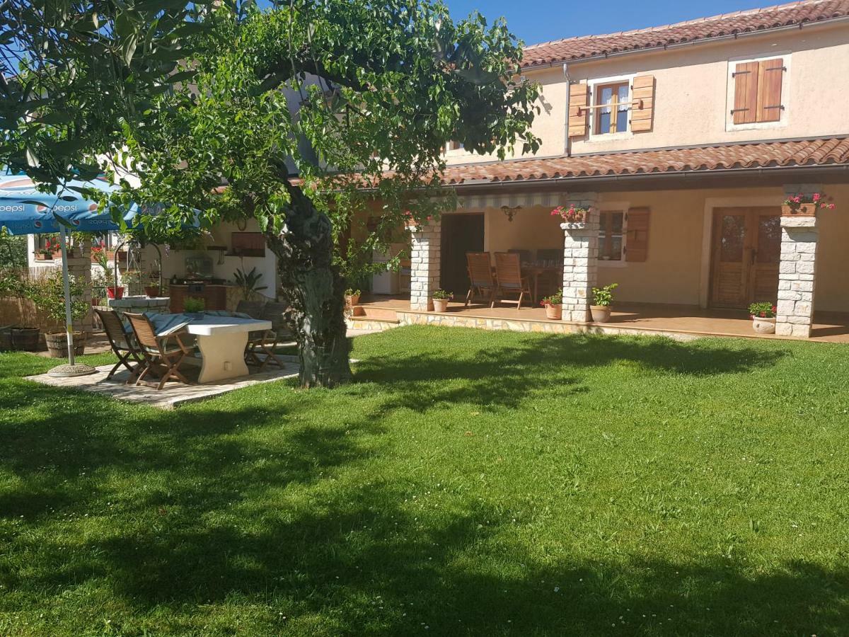 Casa Istria Βίλα Buje Εξωτερικό φωτογραφία